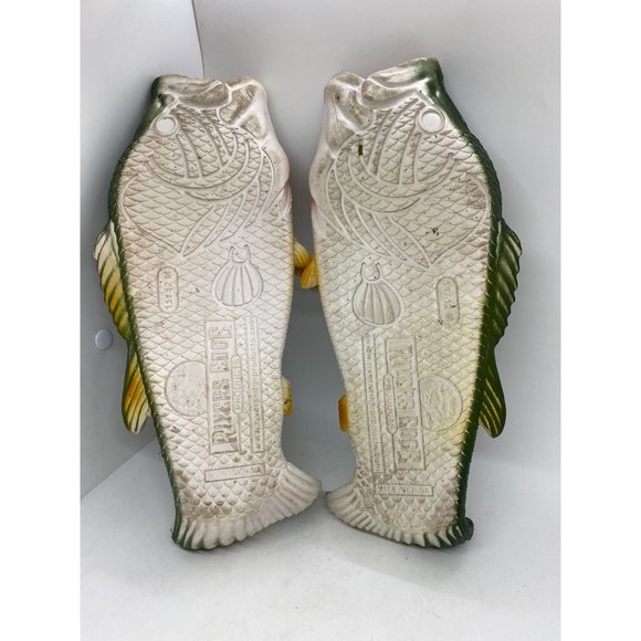 Bass Fish Sandals Rivers Edge Sz 11/12 Adult Non Slip Hand Painted Fisher Stream - Picture 3 of 9